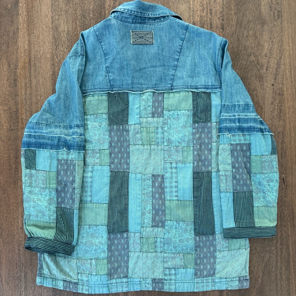Free People Heritage Quilted Denim Shirt Jacket NWOT - Picture 5 of 8